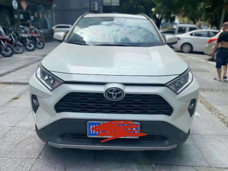 桂林20年豐田RAV49