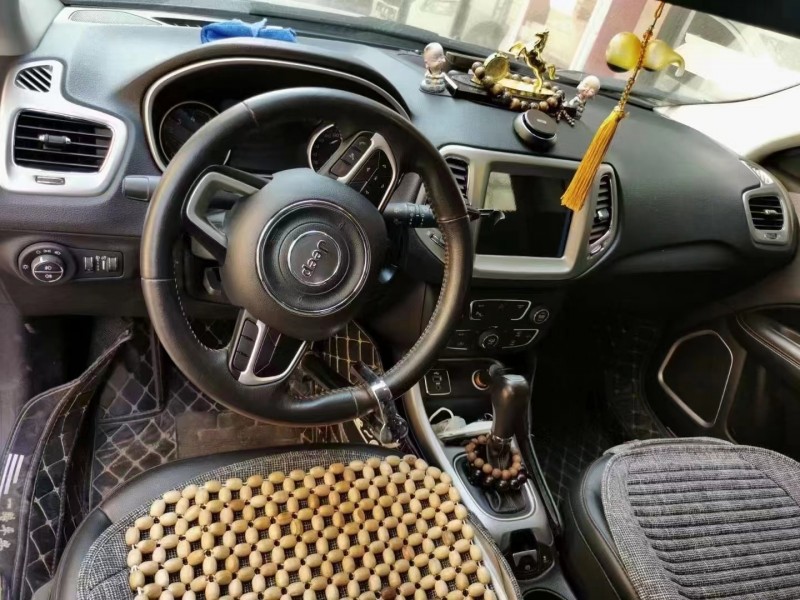常德18年Jeep指南者3