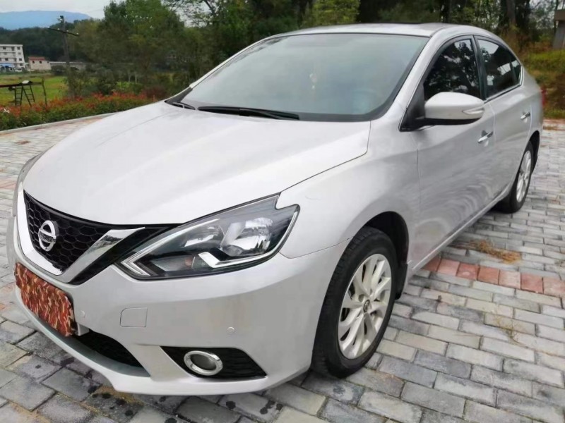 武漢18年日產軒逸2