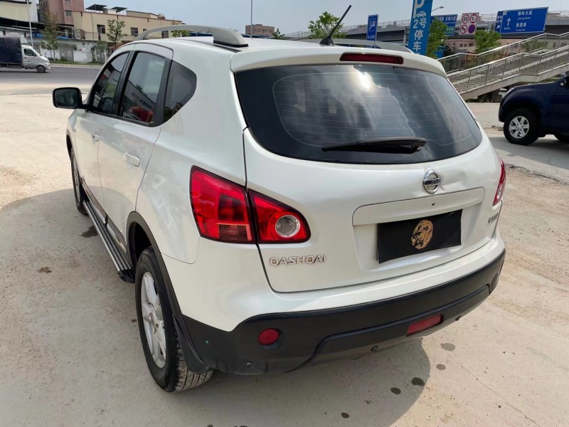 广州13年日产逍客7