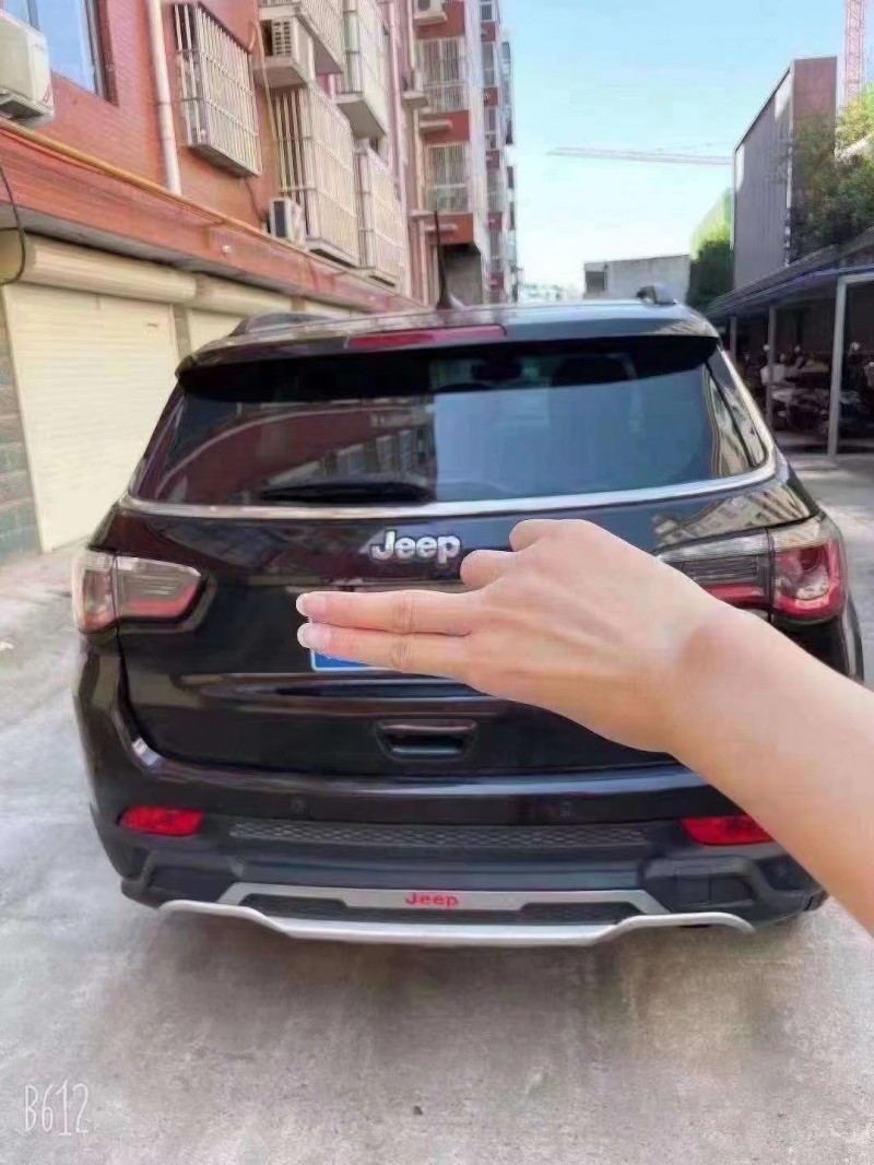 大同19年Jeep指南者7