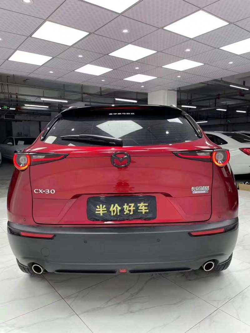 成都21年馬自達CX-35