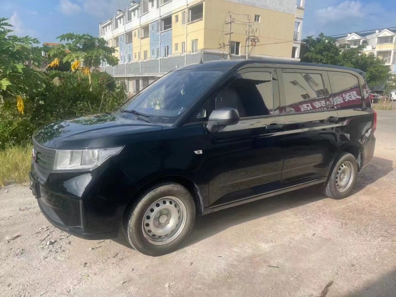 欽州20年五菱汽車宏光3
