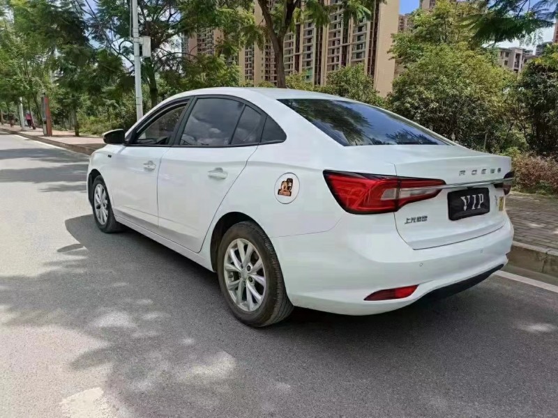 安順20年榮威Ei55
