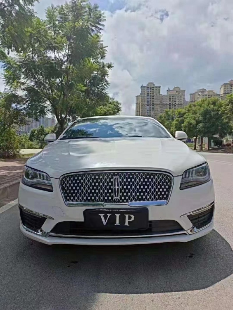 安順18年林肯MKZ1