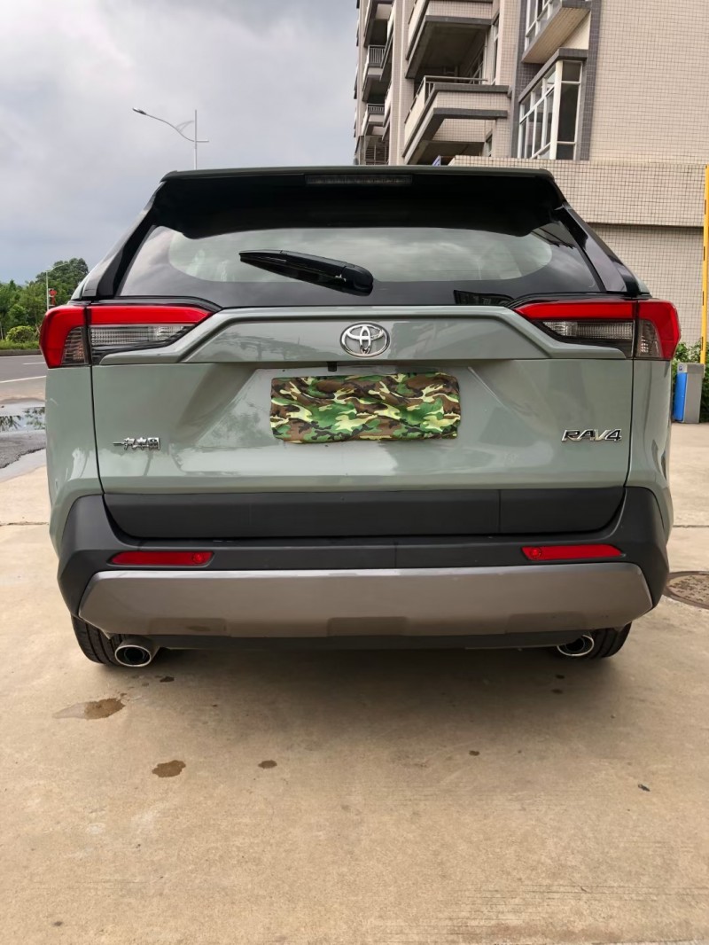 景德鎮21年豐田RAV4榮放2