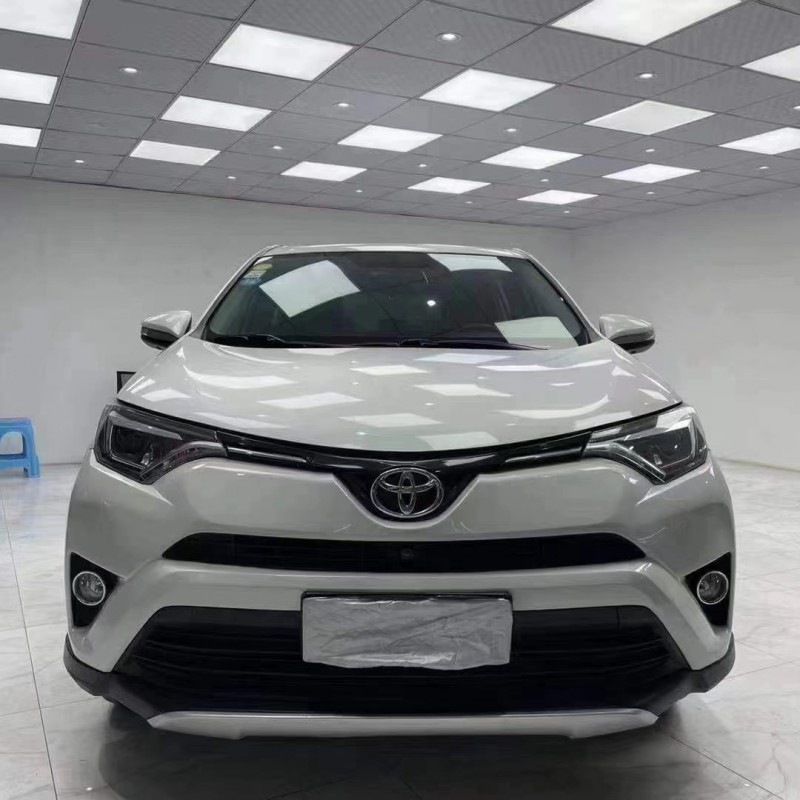成都16年豐田RAV41