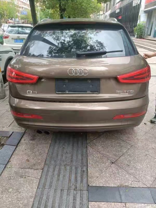 景德鎮14年奧迪Q36