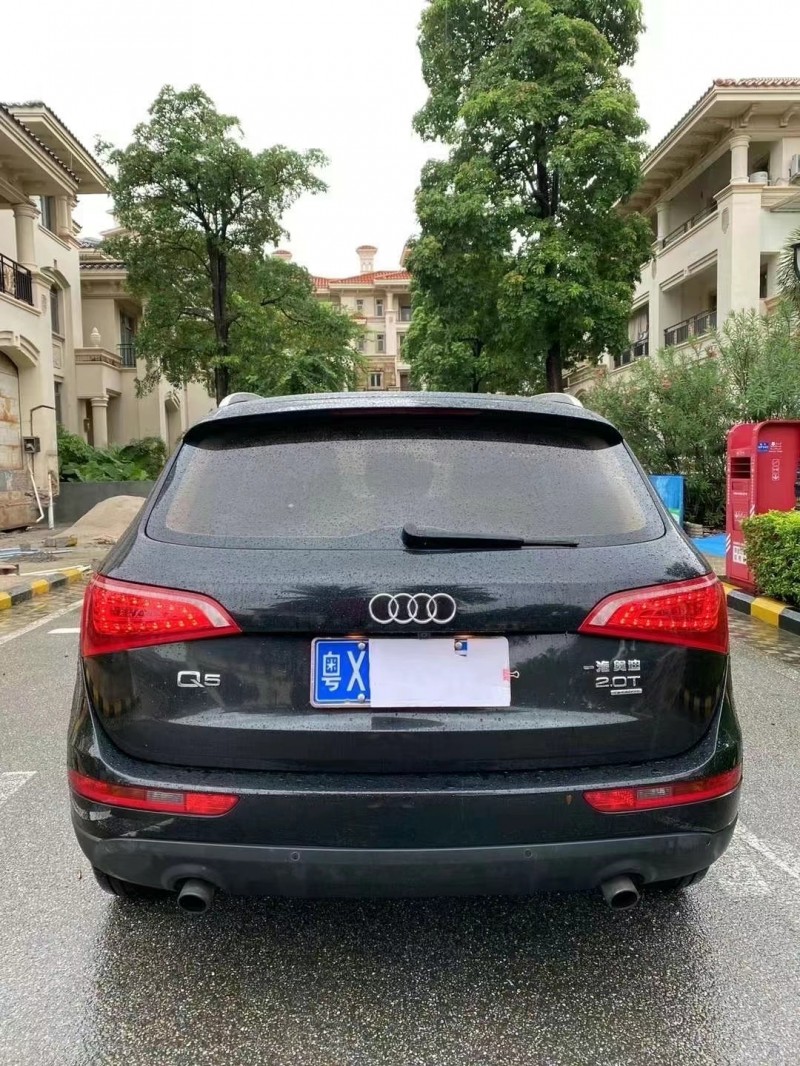 珠海11年奧迪Q55