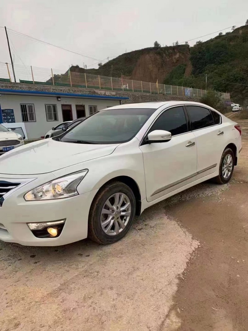 天水15年日產天籟2