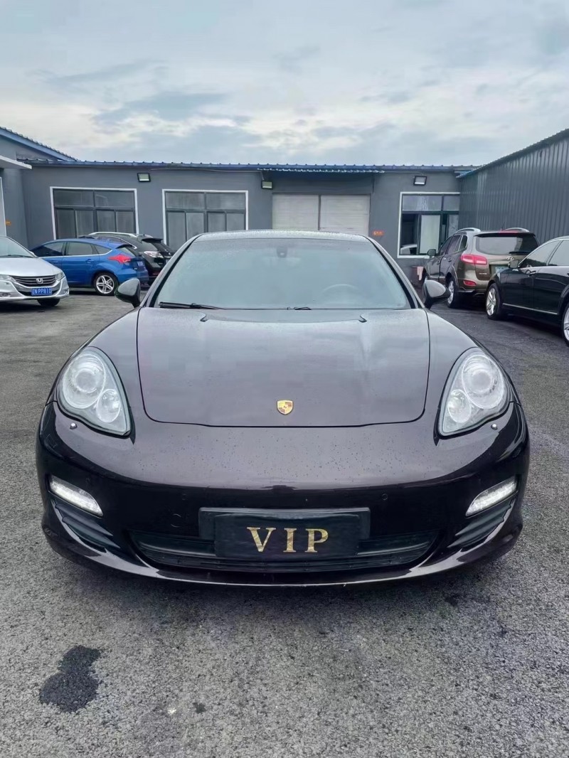 营口11年保时捷帕拉梅拉1