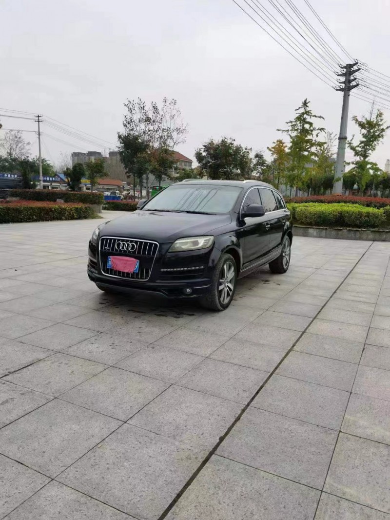 濰坊11年奧迪Q78
