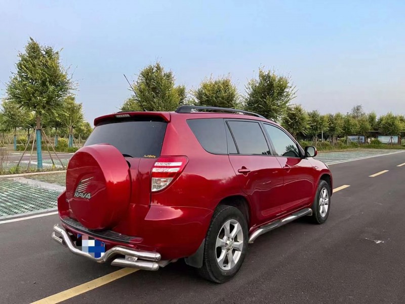 濱州09年豐田RAV48