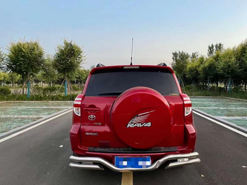 濱州09年豐田RAV49