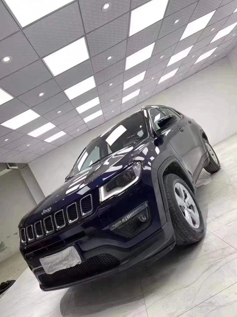 成都20年Jeep指南者2