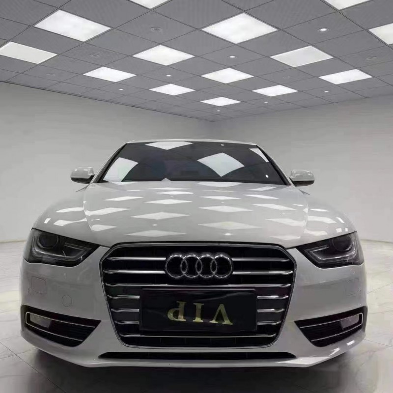 成都15年奧迪A4L1
