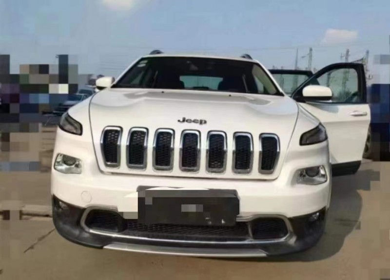 荊門19年Jeep自由光1