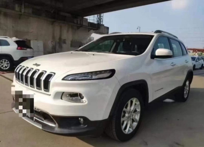 荊門19年Jeep自由光2