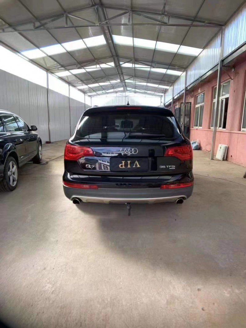 青島13年奧迪Q71
