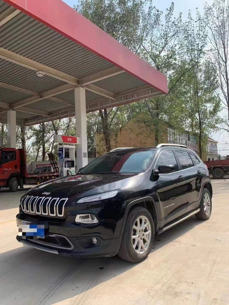 北京17年Jeep自由光4