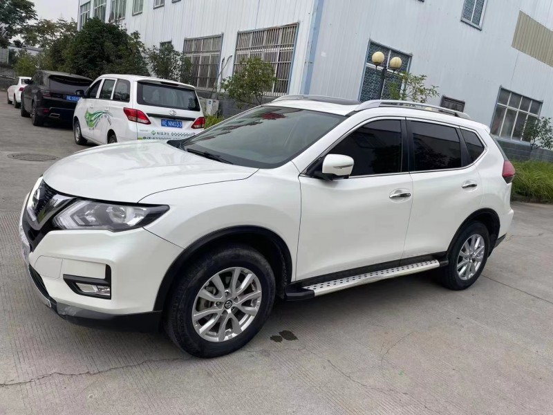 宜昌17年日產奇駿5