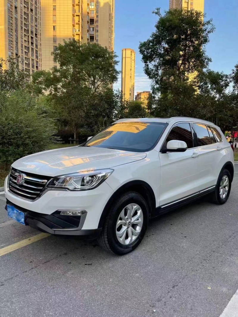 合肥18年漢騰汽車X72