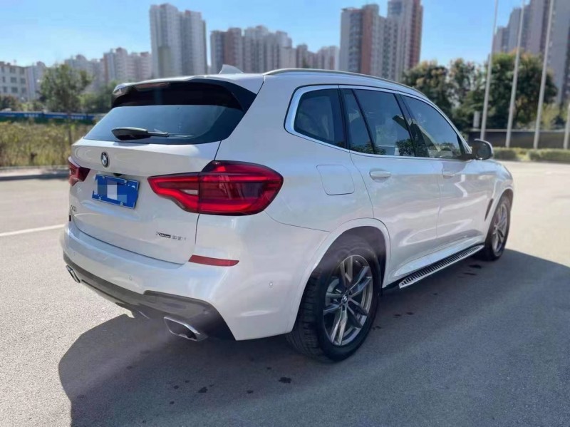 濟寧19年寶馬X38