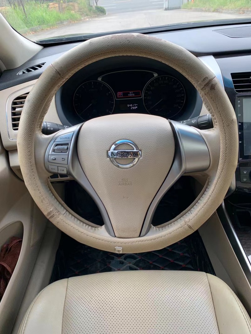 宜昌16年日產天籟5