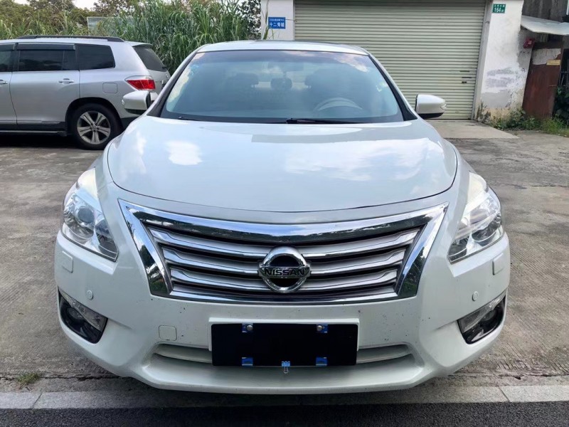 廣州15年日產天籟1