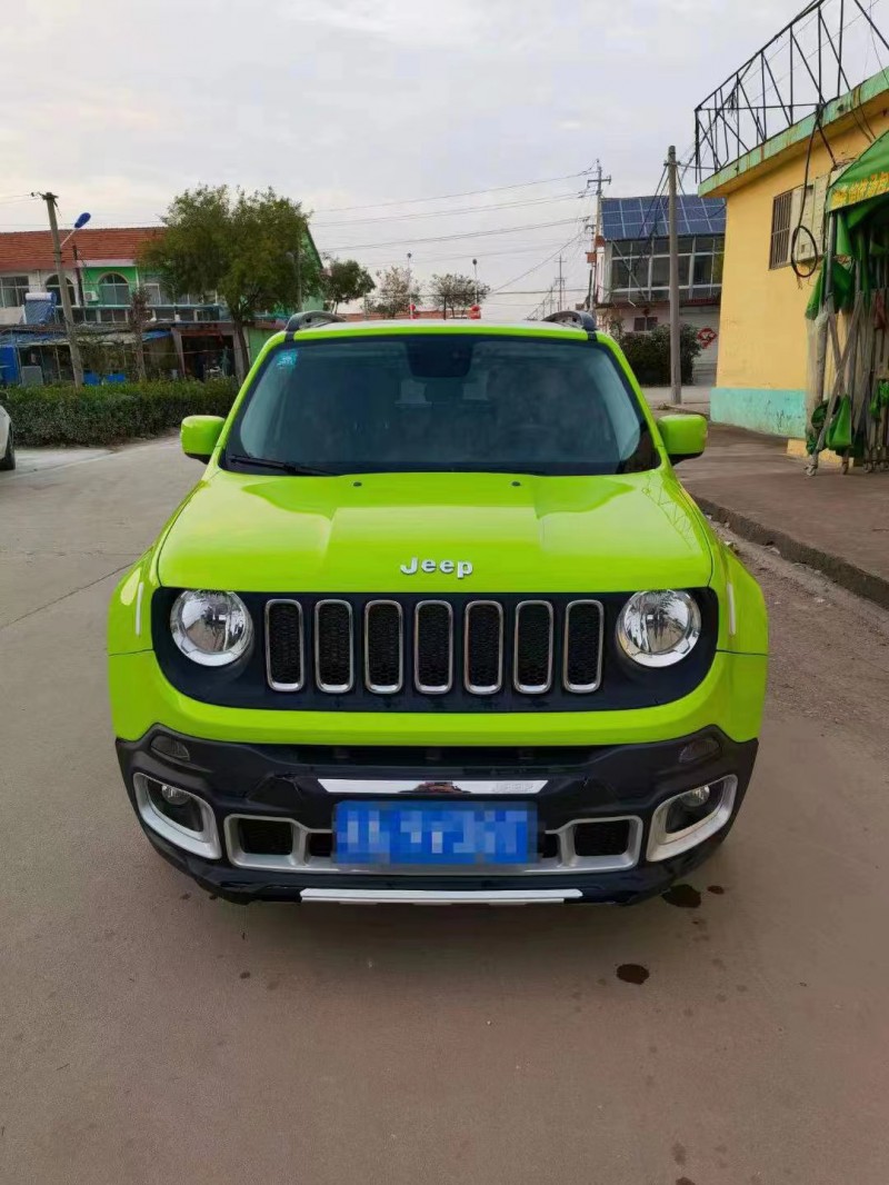 濟寧17年Jeep自由俠1