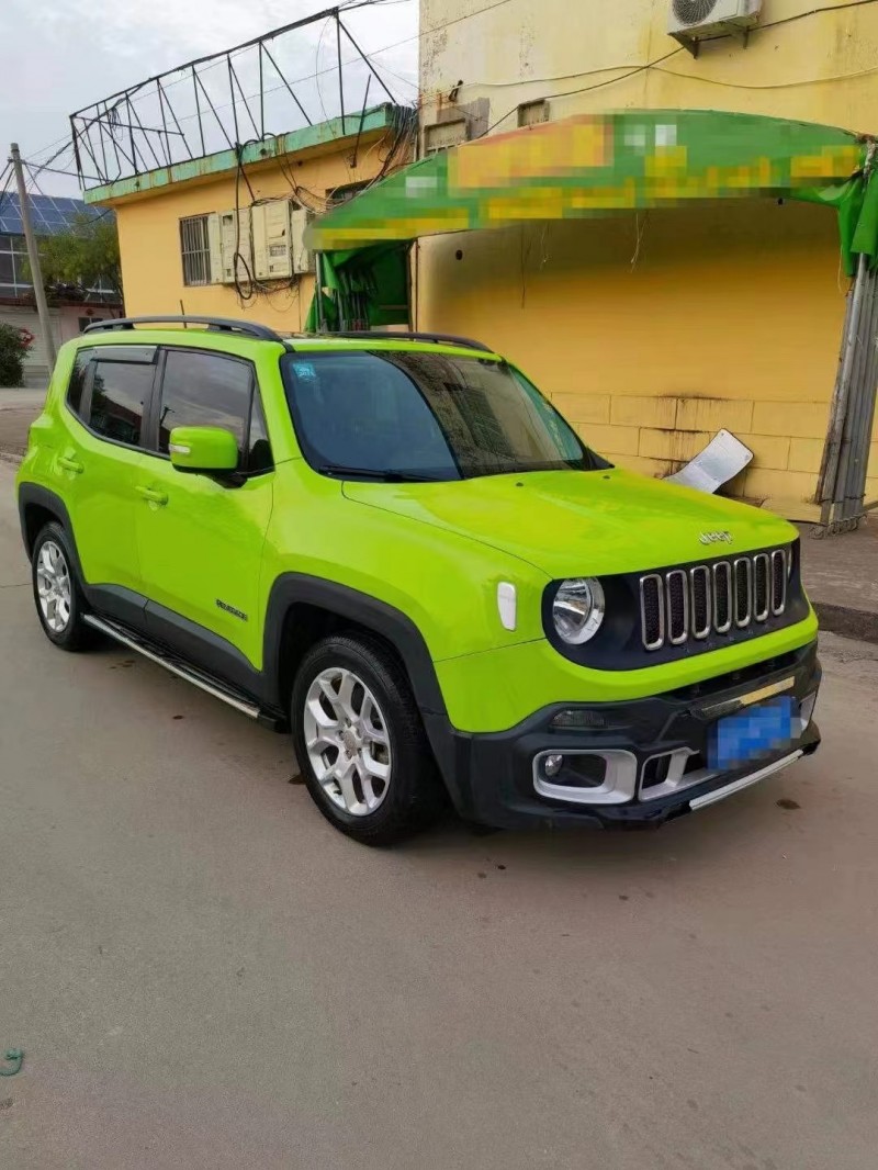 濟寧17年Jeep自由俠3