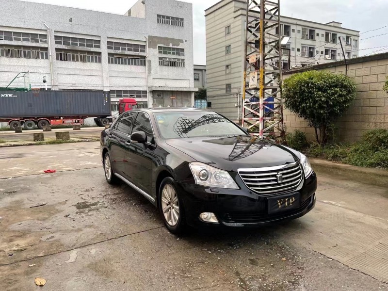 廣州10年豐田皇冠7