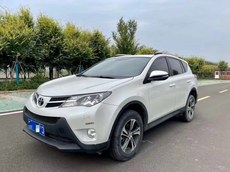 濱州16年豐田RAV4榮放2