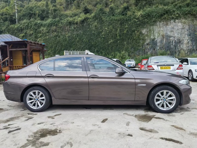 安顺13年宝马5系4