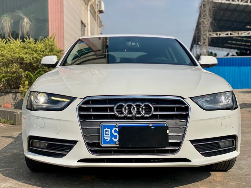 中山14年奧迪A4L1
