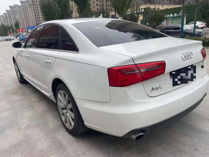 北京14年奧迪A6L8