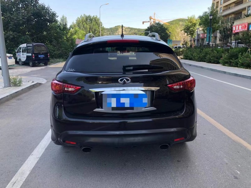 金華10年英菲尼迪FX354