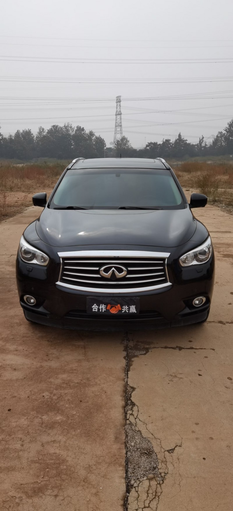 青島16年英菲尼迪QX601