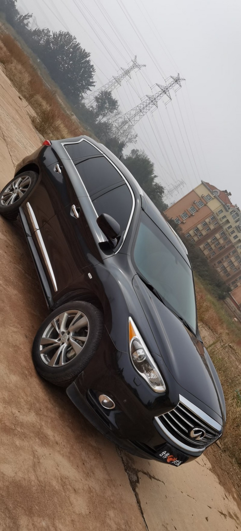 青島16年英菲尼迪QX602