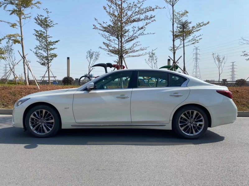 東莞19年英菲尼迪Q50L4