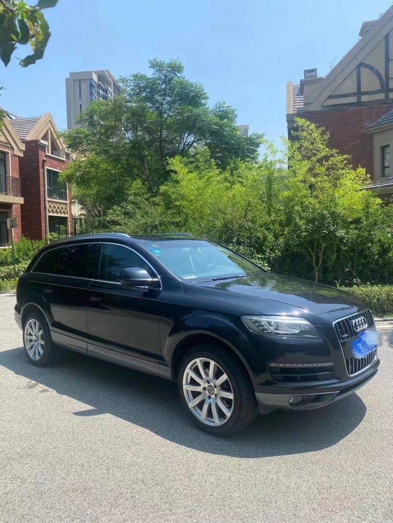 青島12年奧迪Q72