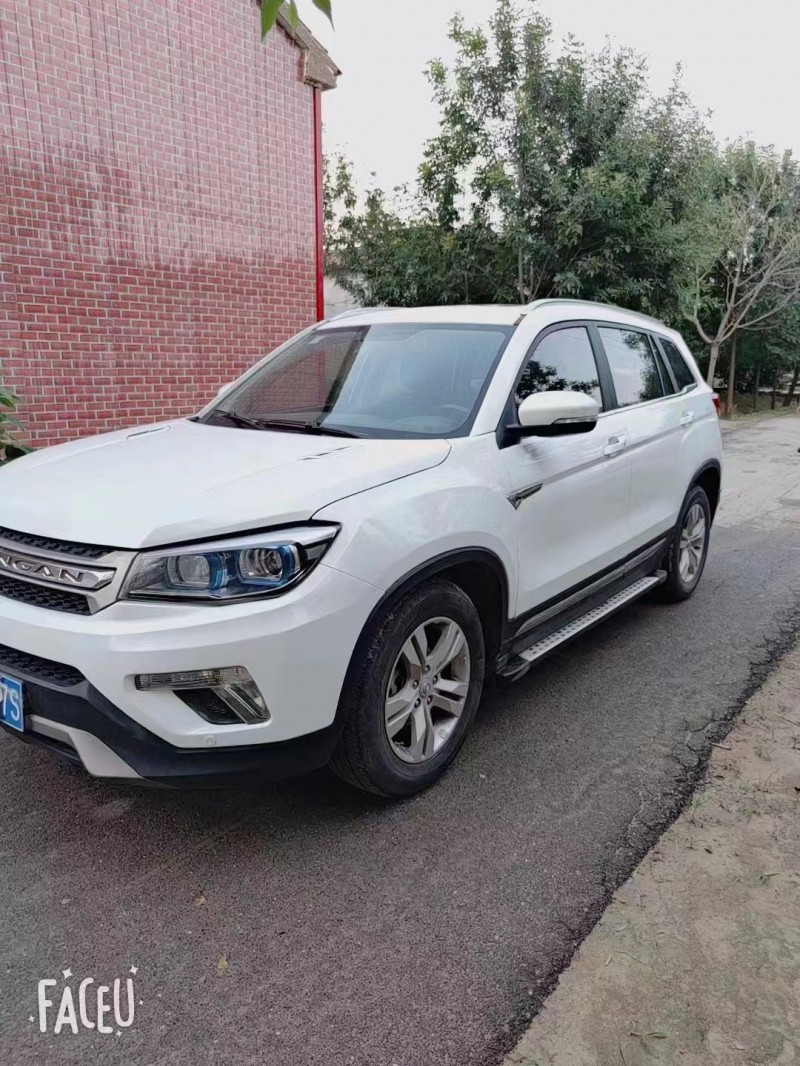 濟寧17年長安汽車CS753