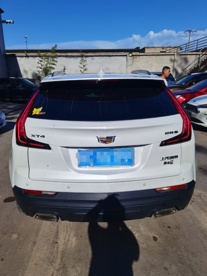 保定19年凱迪拉克XT45