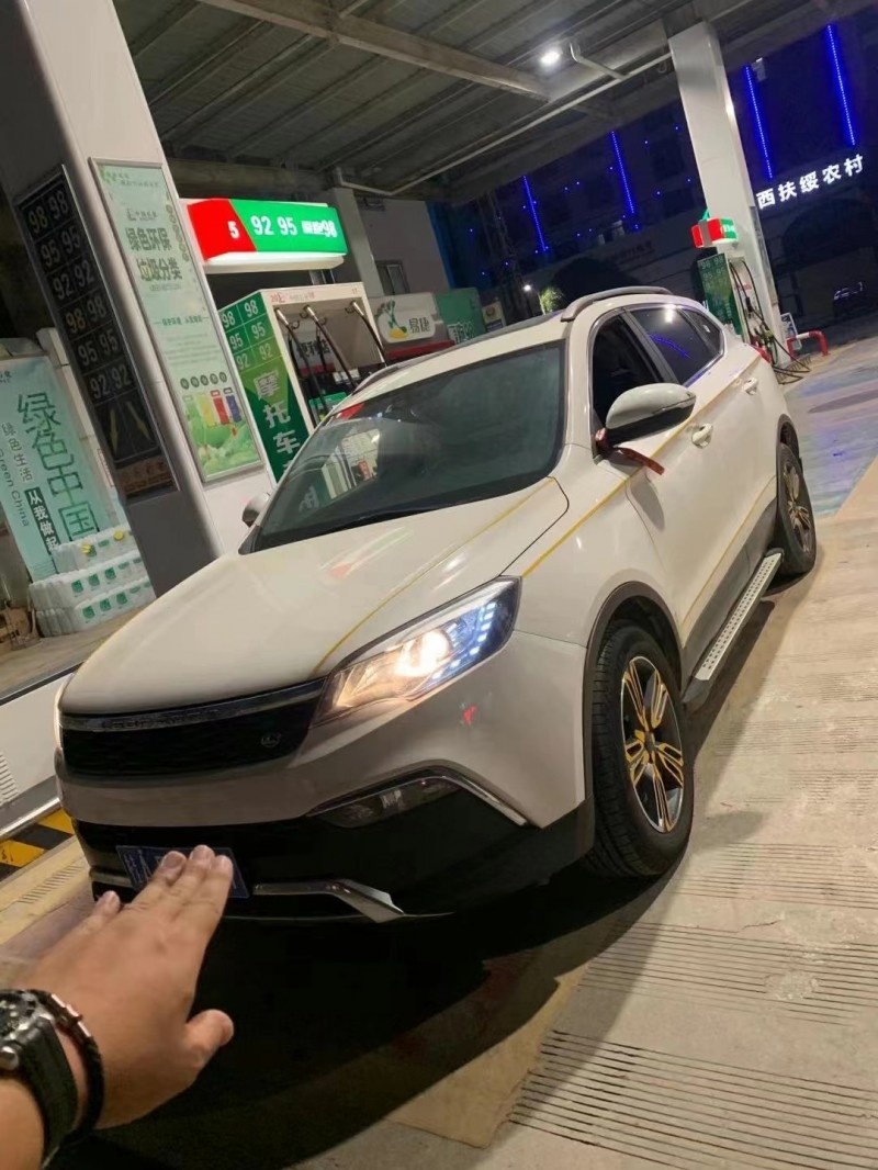 吉安17年獵豹汽車CS102