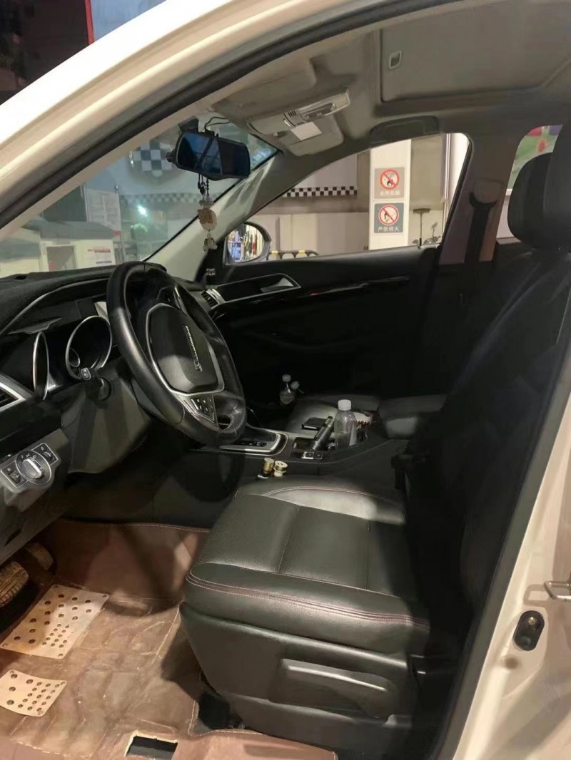 吉安17年獵豹汽車CS105