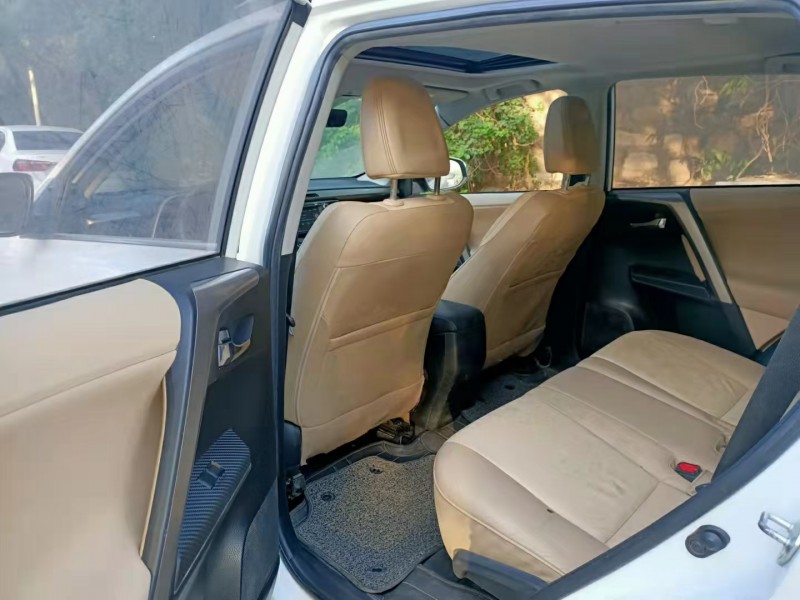 廈門15年豐田RAV4榮放7