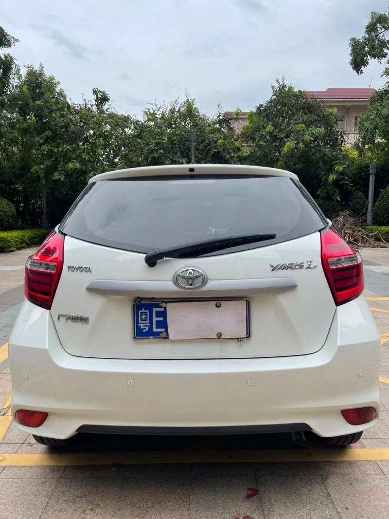 中山19年豐田YARiS L 致炫8
