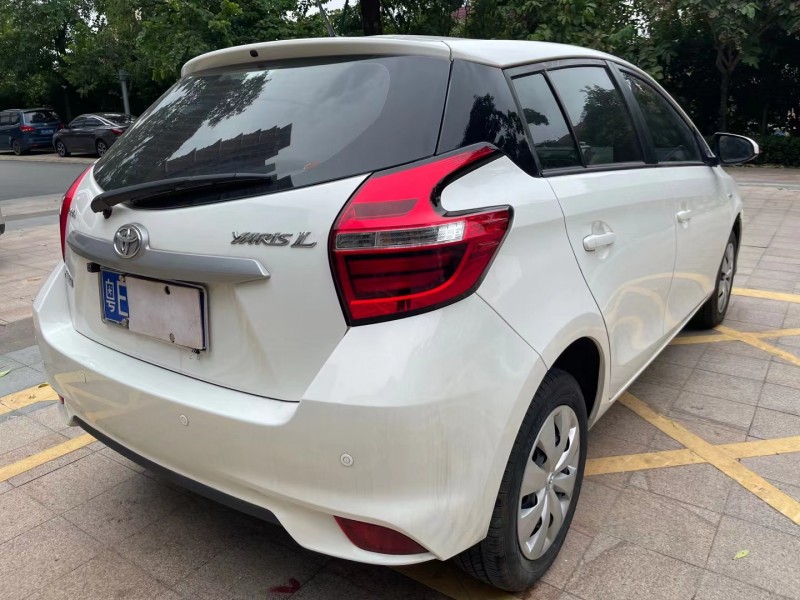 中山19年豐田YARiS L 致炫4