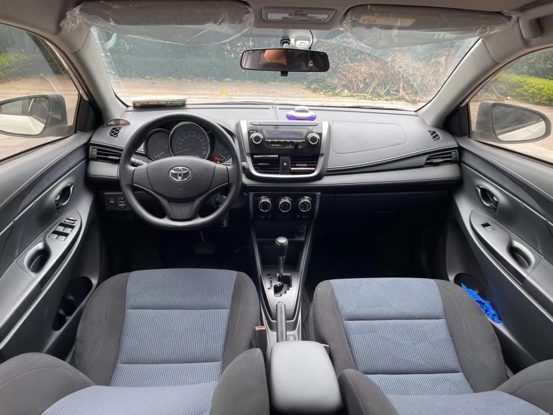 中山19年豐田YARiS L 致炫3