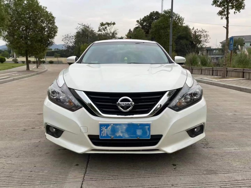 紹興17年日產天籟9